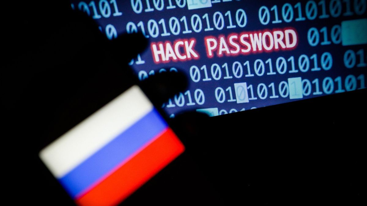 Ruští hackeři lákali diplomaty na Ukrajině inzerátem na levné BMW, chtěli napadnout jejich počítače